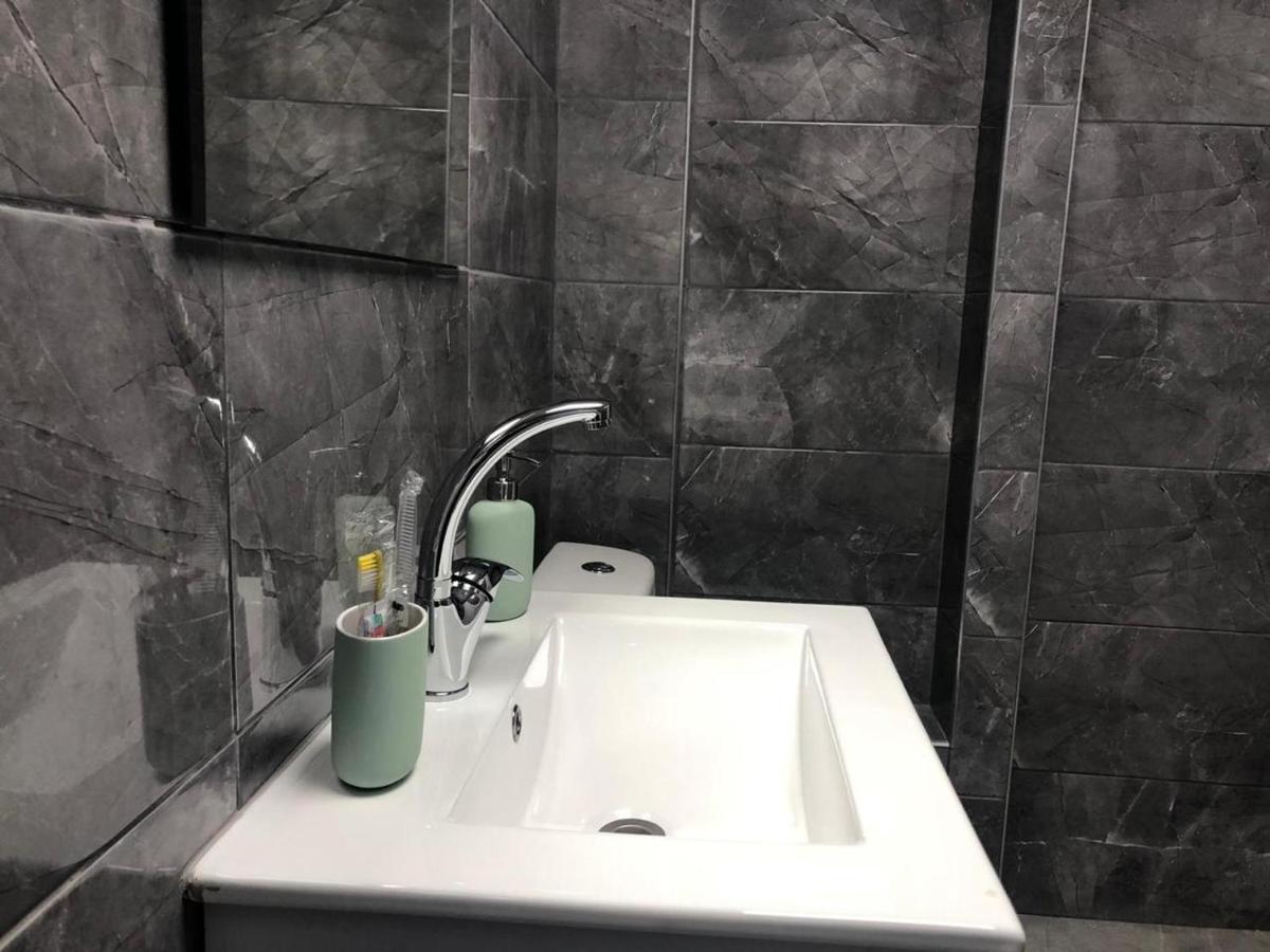 Sea Line Hotel From R&A Group Bat Yam Esterno foto