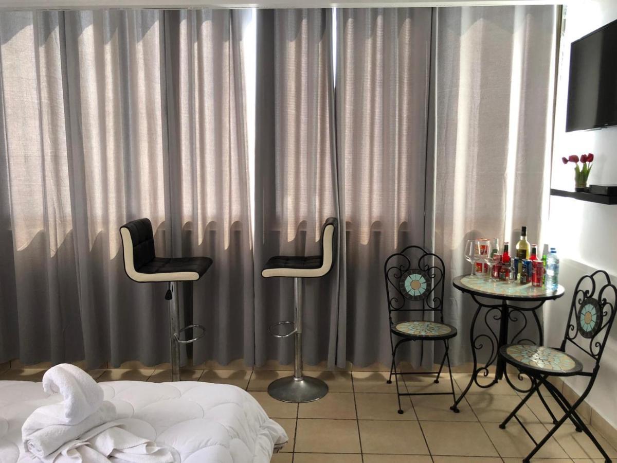 Sea Line Hotel From R&A Group Bat Yam Esterno foto