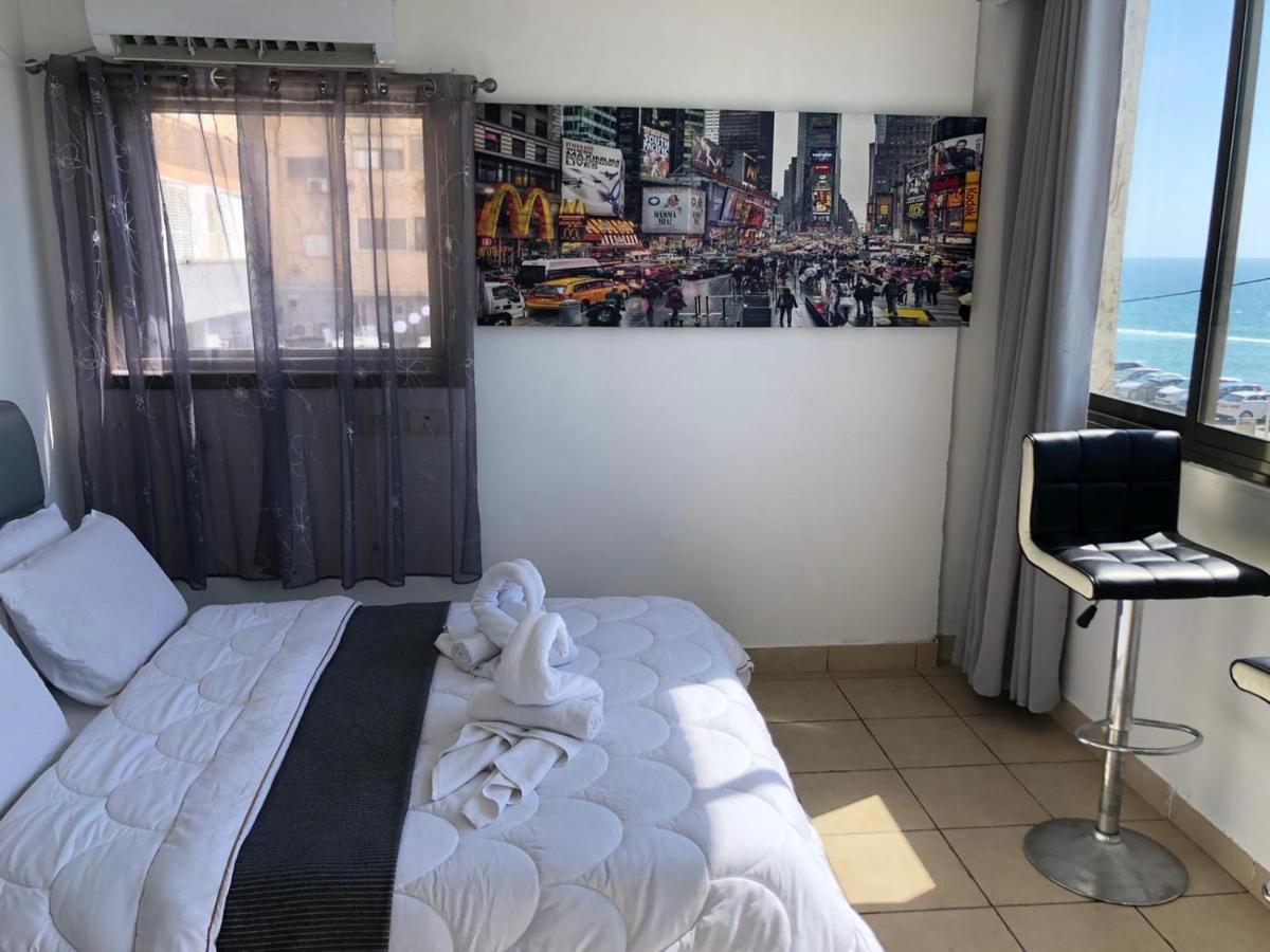 Sea Line Hotel From R&A Group Bat Yam Esterno foto