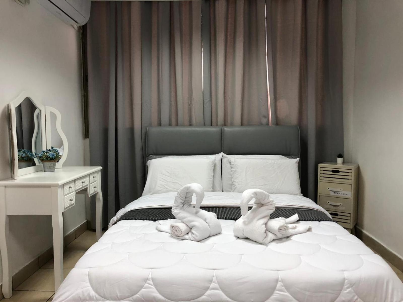 Sea Line Hotel From R&A Group Bat Yam Esterno foto